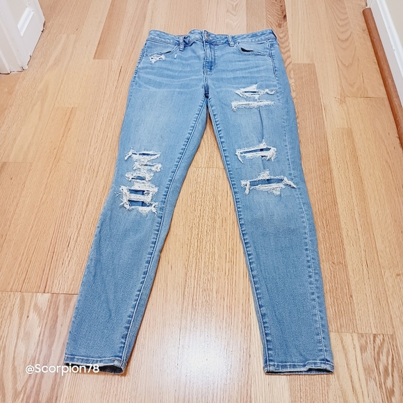 American Eagle Outfitters Denim - American Eagle Super Stretch X Ripped/Patched Hi-Rise Jeggings Jeans Size 10 Reg